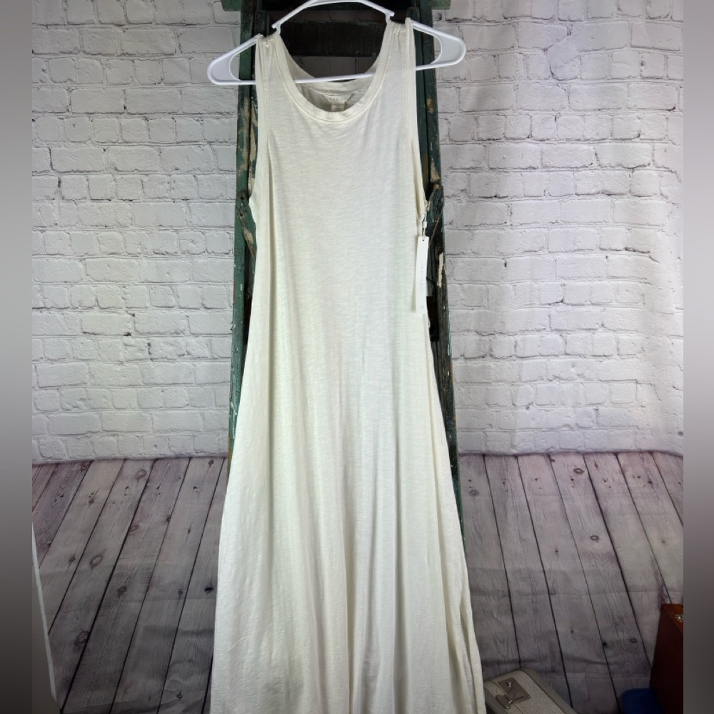 Casalon dress. White. Long